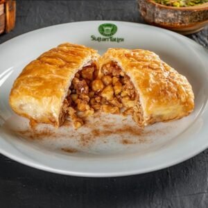 Cevizli Halk Tatlısı Parçası